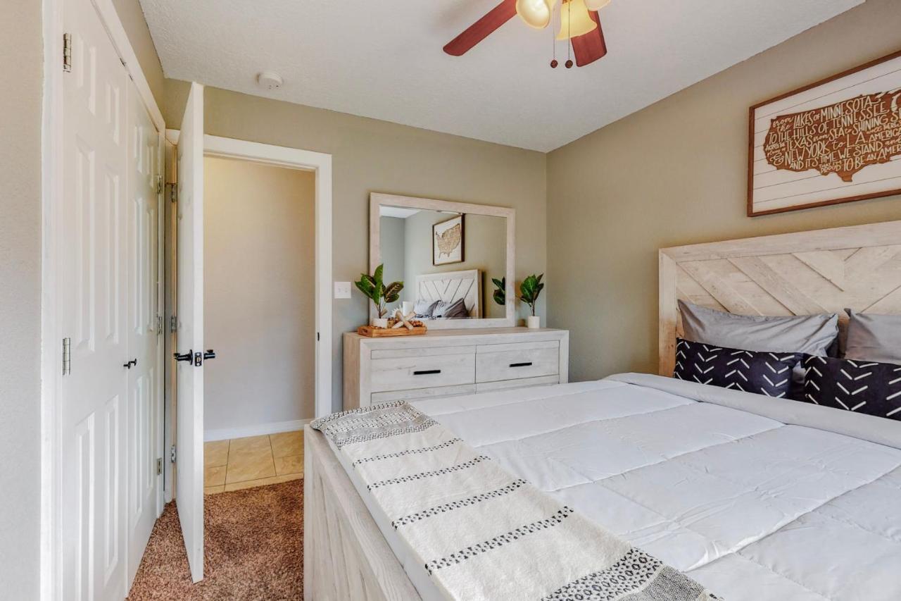 Comfortable 3-Bedroom Home With Spacious Backyard Albuquerque Exterior photo